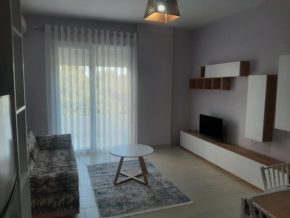 Linda'S Apartment Avlonya Dış mekan fotoğraf